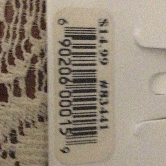 Ear Secrets Faux Pearl/Crystal Brooch - Picture 3 of 3